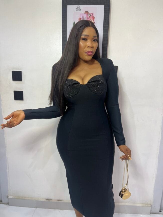 Luxury midi length bandage dress - Image 2