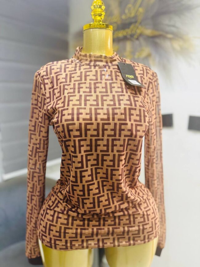 Branded mesh top