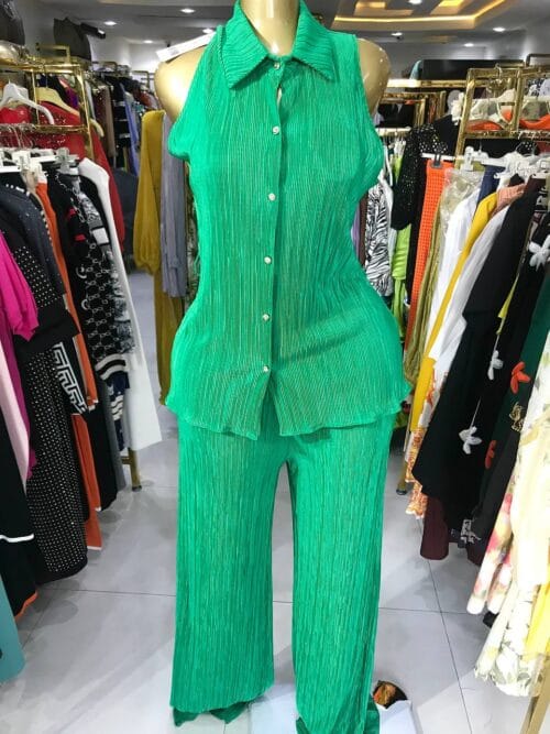 Sleeveless Green Sunray Set