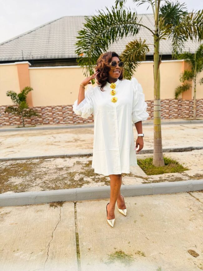 Lovely white shirt dress - Image 2