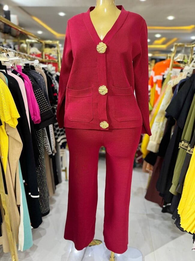 Bold button tracksuit - Image 9