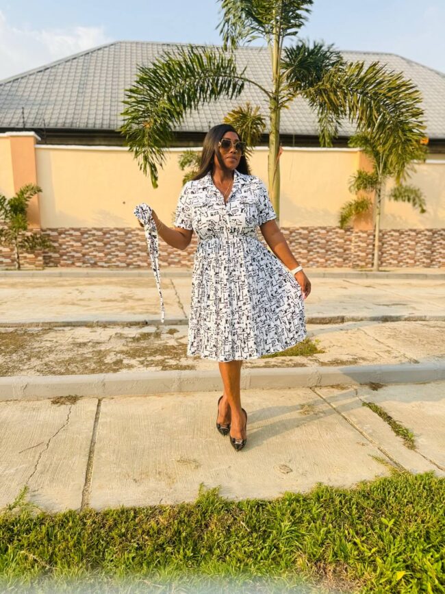 Short plitted pocket dress